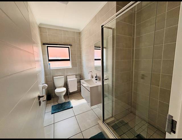 2 BEDROOM APARTMENT FOR SALE IN SILVER LAKES